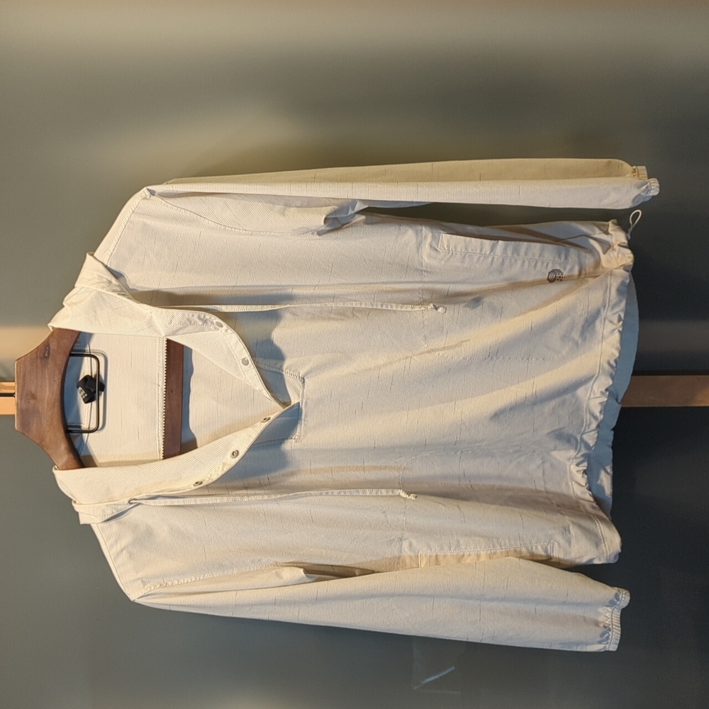 Mountain Hardware Pullover